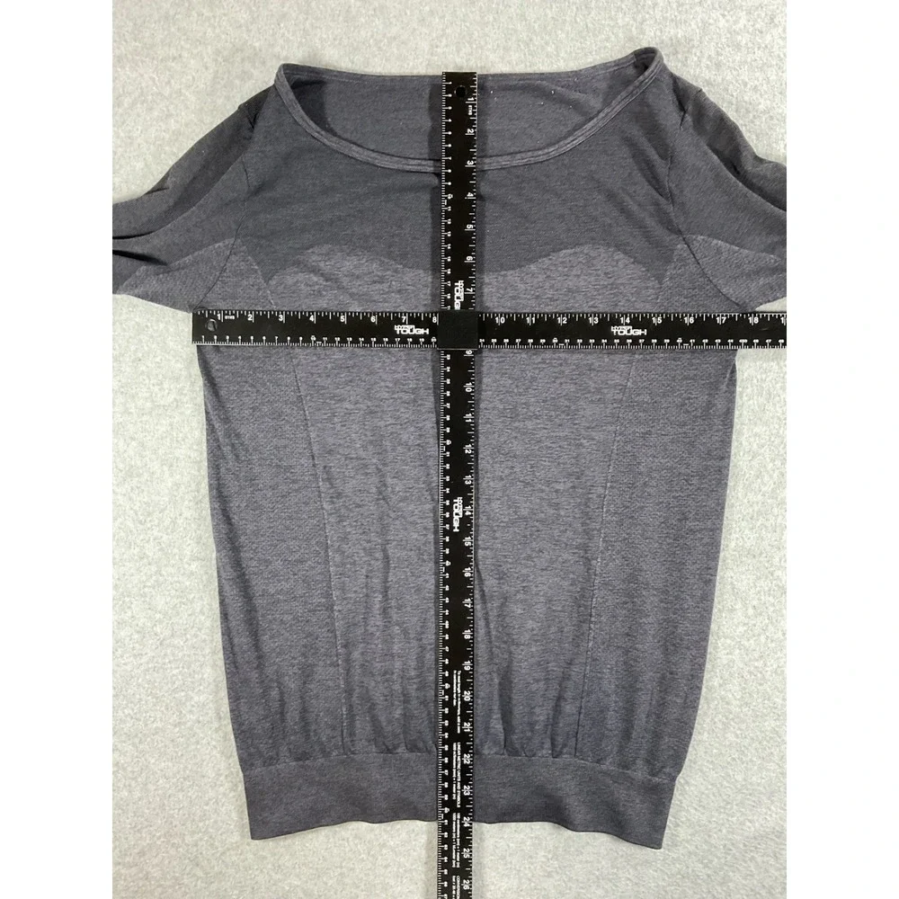 Nike Dri-FIT Womens Long Sleeve Training Top Gray Boat Neck Heather Small 1657
